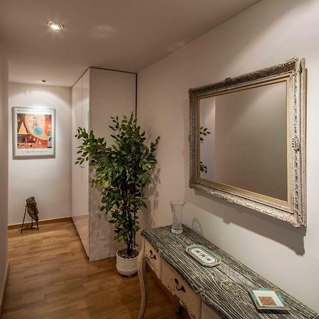 Atico Con Gran Terraza En El Corazon De Girona Apartman Kültér fotó