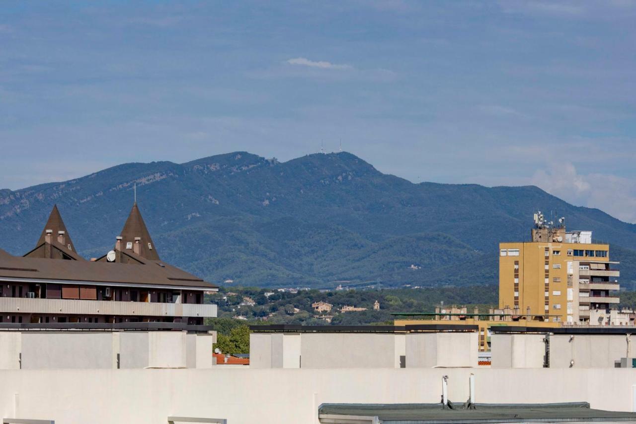 Atico Con Gran Terraza En El Corazon De Girona Apartman Kültér fotó