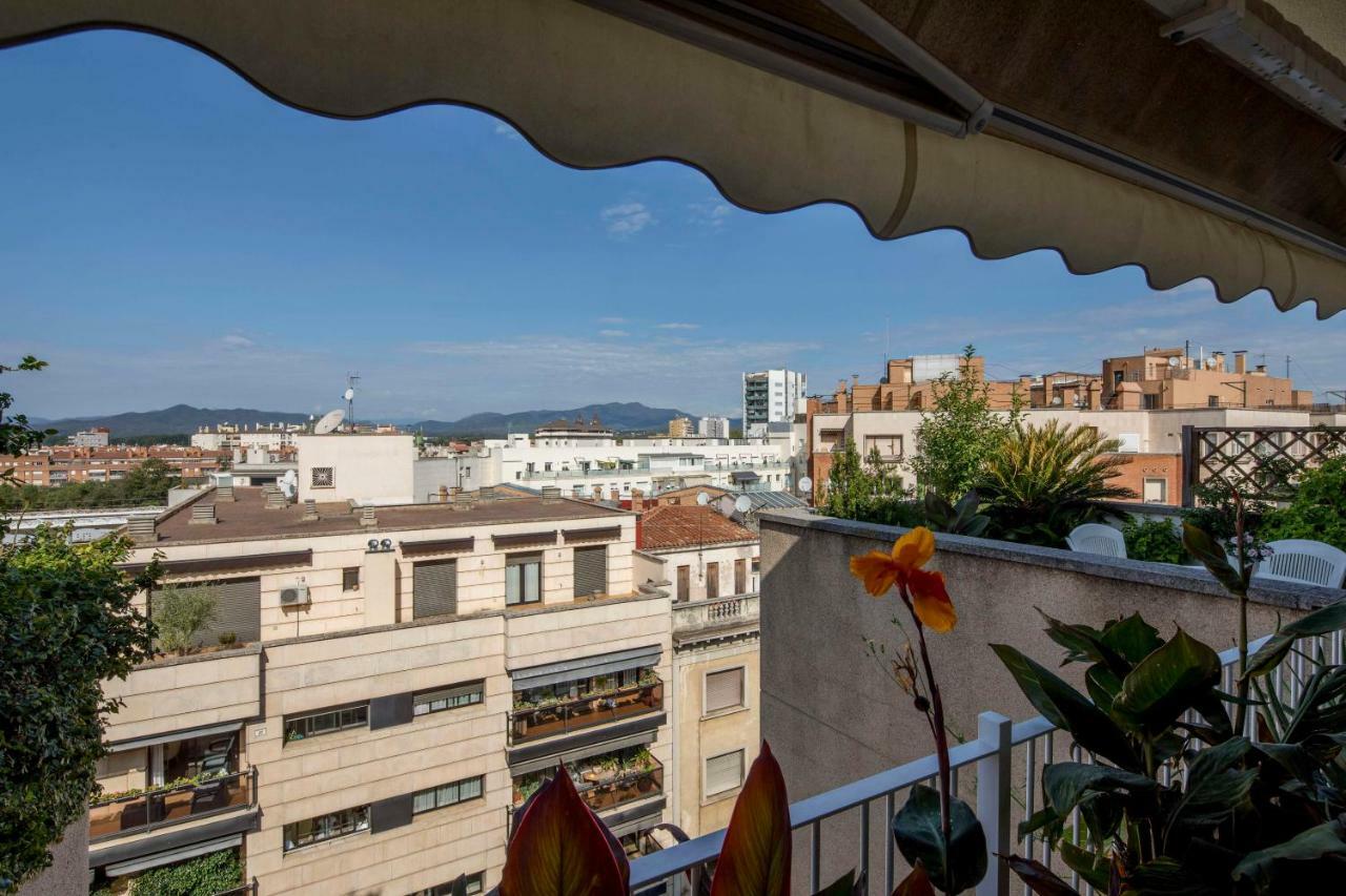 Atico Con Gran Terraza En El Corazon De Girona Apartman Kültér fotó