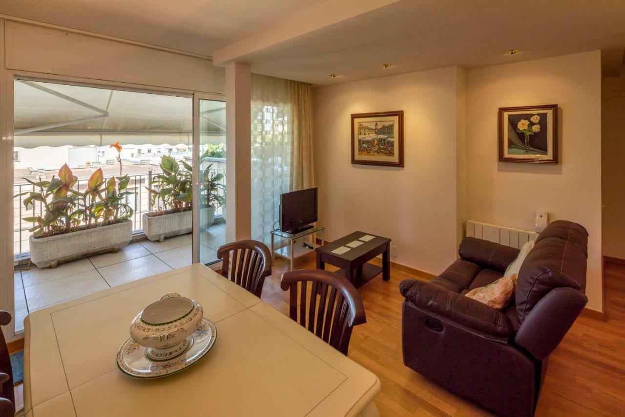 Atico Con Gran Terraza En El Corazon De Girona Apartman Kültér fotó